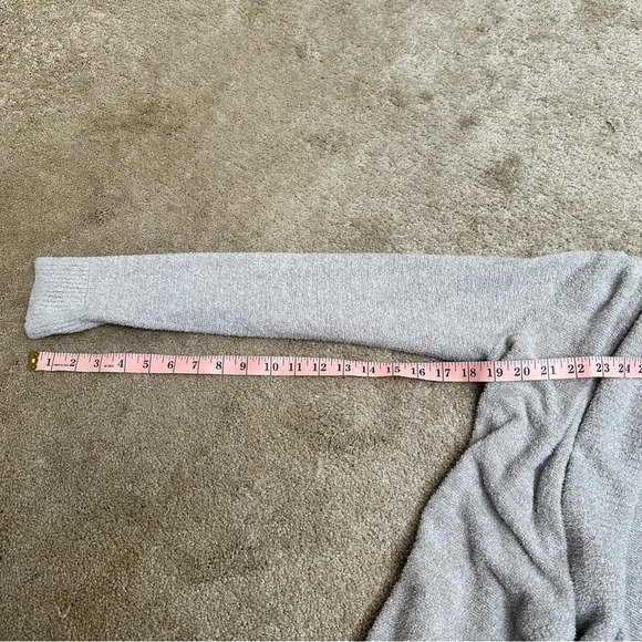 Cozy Gray Women's Cardigan - Picture 9 of 9